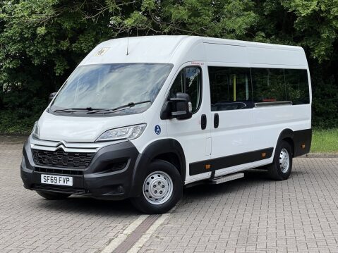 Citroen Relay 40 L4H2 17 Seat Lightweight non D1* Minibus with Hydraulic passenger lift 1