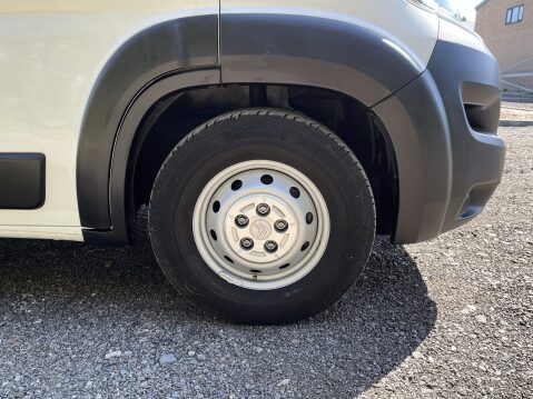Citroen Relay 40 L4H2 17 SEAT LIGHTWEIGHT NON D1 MINIBUS WITH WHEELCHAIR RAMP E6 27