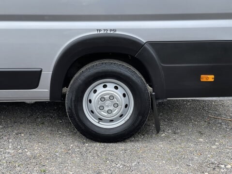 Peugeot Boxer BLUEHDI 440 L4 H2 17 Seat Minibus Non D1 Lightweight Euro 6 35
