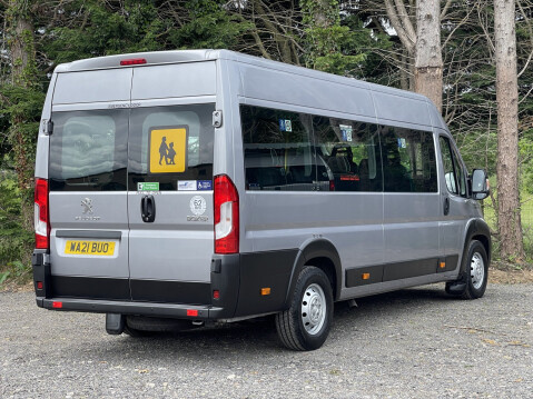 Peugeot Boxer BLUEHDI 440 L4 H2 17 Seat Minibus Non D1 Lightweight Euro 6 13