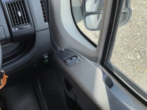Citroen Relay 40 L4H2 17 SEAT NON D1 MINIBUS EURO 6 A/C RAMP SENSORS 20