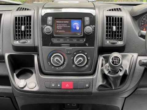 Citroen Relay 35 L4H2 17 SEAT MINIBUS NON D1 with NAV A/C CRUISE SENSORS RAMP 5