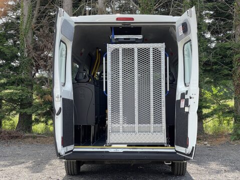 Peugeot Boxer 435 L4H2 17SEAT NonD1 minibus with A/C, Nav, Sensors. E6 13
