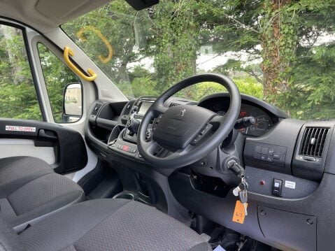 Peugeot Boxer 435 L4H2 17SEAT NonD1 minibus with A/C, Nav, Sensors. E6 16