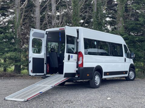 Peugeot Boxer 435 L4H2 17SEAT NonD1 minibus with A/C, Nav, Sensors. E6 2