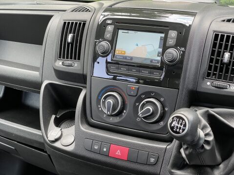 Peugeot Boxer 435 L4H2 17SEAT NonD1 minibus with A/C, Nav, Sensors. E6 5