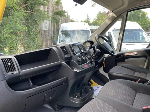 Peugeot Boxer 435 L4H2 17SEAT NonD1 minibus with A/C, Nav, Sensors. E6 19