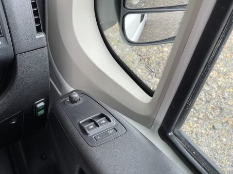 Citroen Relay 40 L4H2 BLUEHDI 17SEAT LIGHTWEIGHT MINIBUS NonD1 with Sensors, AC, Ramp. E6 24