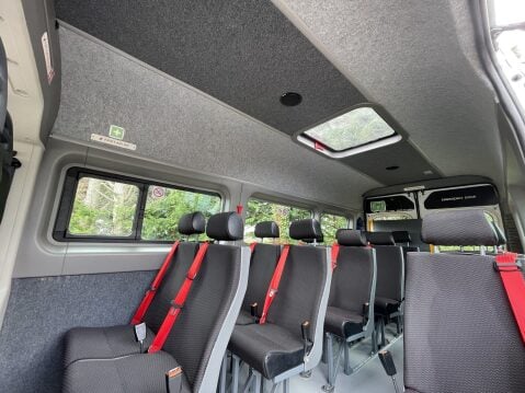 Peugeot Boxer BLUE HDI 440 L4H2 17SEAT MINIBUS Non D1 Lightweight with ramp. E6 25