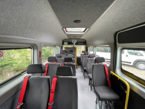 Peugeot Boxer BLUE HDI 440 L4H2 17SEAT MINIBUS Non D1 Lightweight with ramp. E6 26