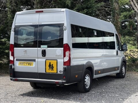 Peugeot Boxer BLUE HDI 440 L4H2 17SEAT MINIBUS Non D1 Lightweight with ramp. E6 10