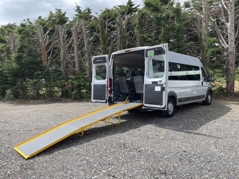 Peugeot Boxer BLUE HDI 440 L4H2 17SEAT MINIBUS Non D1 Lightweight with ramp. E6 2