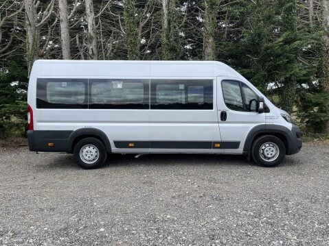 Peugeot Boxer BLUE HDI 440 L4H2 17SEAT MINIBUS Non D1 Lightweight with ramp. E6 9