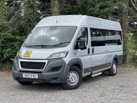 Peugeot Boxer BLUE HDI 440 L4H2 17SEAT MINIBUS Non D1 Lightweight with ramp. E6 1