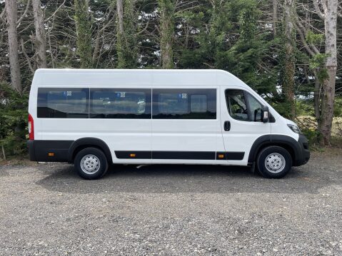 Peugeot Boxer BLUE HDI 440 L4H2 17 SEAT MINIBUS Non D1 Lightweight with sensors and ramp 14