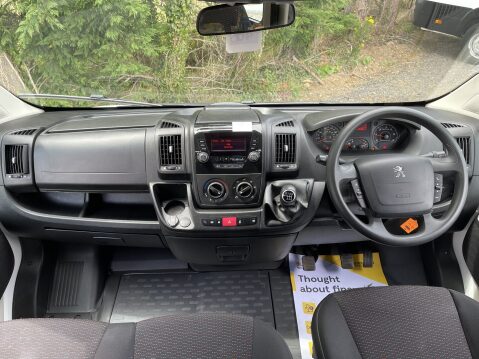 Peugeot Boxer BLUE HDI 440 L4H2 17 SEAT MINIBUS Non D1 Lightweight with sensors and ramp 4
