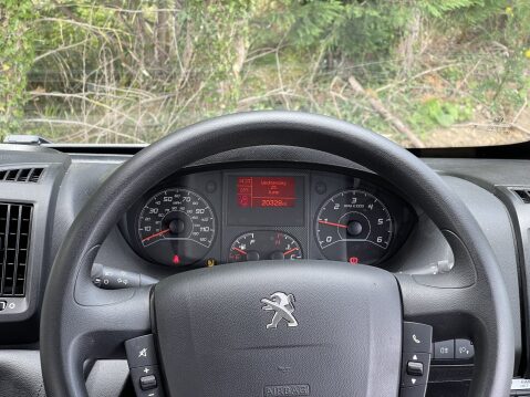 Peugeot Boxer BLUE HDI 440 L4H2 17 SEAT MINIBUS Non D1 Lightweight with sensors and ramp 31