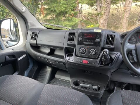 Peugeot Boxer BLUEHDI 440 L4H2 17SEAT MINIBUS LITE NonD1 A/C, RAMP, CAM, SENSORS, EURO 6 32