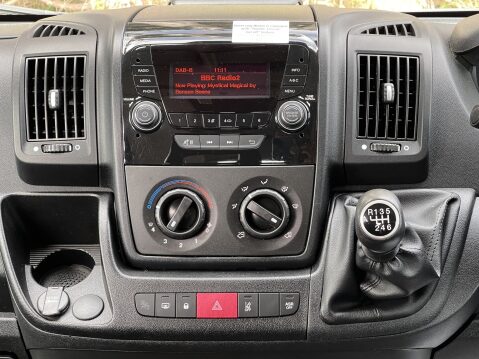 Peugeot Boxer BLUEHDI 440 L4 17 SEAT LIGHTWEIGHT MINIBUS Non D1 with Parking sensors EURO 24