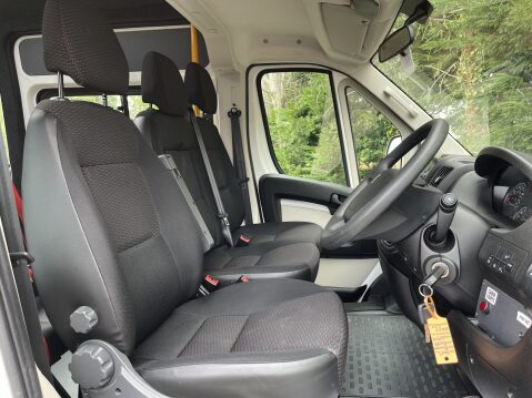 Peugeot Boxer BLUEHDI 435 L3H2 17 SEAT MINIBUS NON-D1 LIGHTWEIGHT A/C NAV RAMP SENSORS E6 23