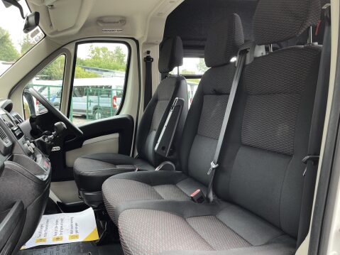 Peugeot Boxer BLUEHDI 435 L3H2 17 SEAT MINIBUS NON-D1 LIGHTWEIGHT A/C NAV RAMP SENSORS E6 26