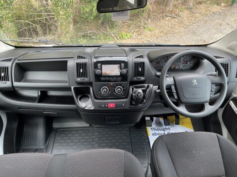 Peugeot Boxer BLUEHDI 435 L3H2 17 SEAT MINIBUS NON-D1 LIGHTWEIGHT A/C NAV RAMP SENSORS E6 4
