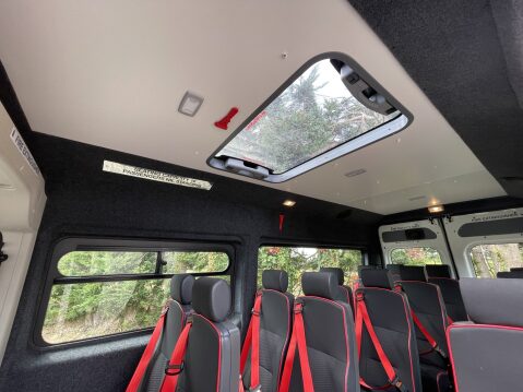 Peugeot Boxer BLUEHDI 435 L3H2 17 SEAT MINIBUS NON-D1 LIGHTWEIGHT A/C NAV RAMP SENSORS E6 12