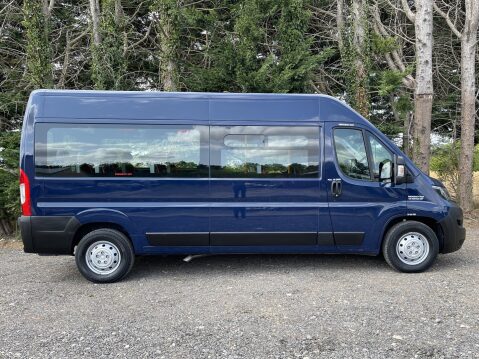 Peugeot Boxer BLUEHDI 435 L3H2 17 SEAT NON D1 MINIBUS WITH AC NAV CRUISE SENSORS TOWBAR 17