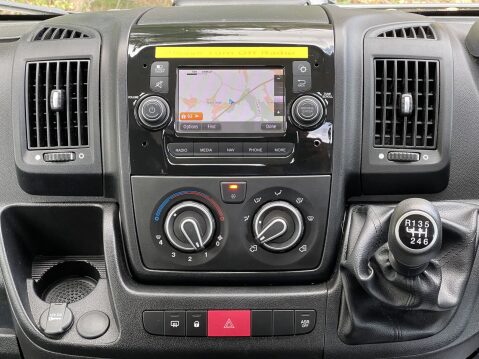 Peugeot Boxer BLUEHDI 435 L3H2 17 SEAT NON D1 MINIBUS WITH AC NAV CRUISE SENSORS TOWBAR 7