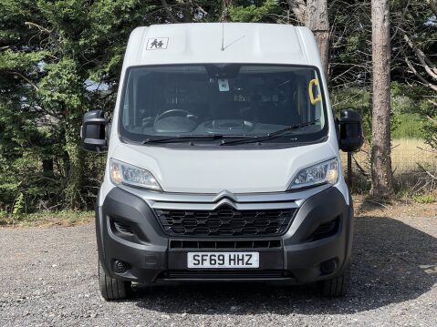 Citroen Relay 40 L4H2 17 SEAT NON-D1 MINIBUS WITH RAMP AC SENSORS. EURO 6 11