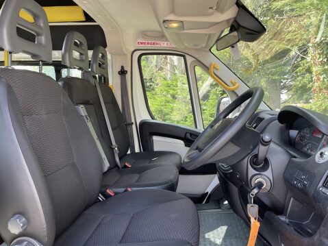 Citroen Relay 40 L4H2 17 SEAT NON-D1 MINIBUS WITH RAMP AC SENSORS. EURO 6 21