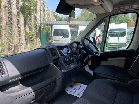 Citroen Relay 40 L4H2 17 SEAT NON-D1 MINIBUS WITH RAMP AC SENSORS. EURO 6 23