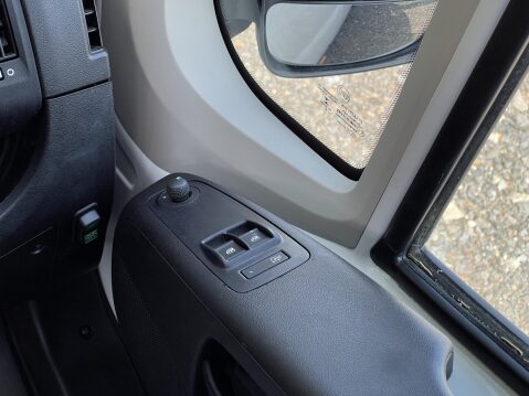 Citroen Relay 40 L4H2 17 SEAT NON-D1 MINIBUS WITH RAMP AC SENSORS. EURO 6 29