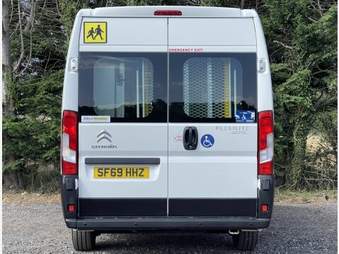 Citroen Relay 40 L4H2 17 SEAT NON-D1 MINIBUS WITH RAMP AC SENSORS. EURO 6 17