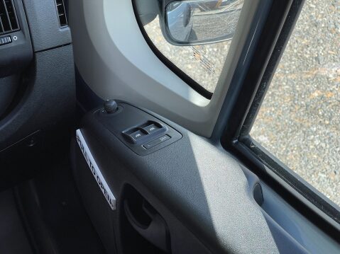 Peugeot Boxer BLUEHDI 435 L3H2 17 SEAT NON D1 MINIBUS with AC, REAR CAM Sat Nav Sensors. 36