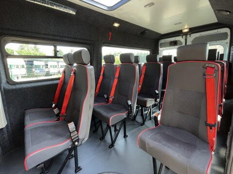 Peugeot Boxer BLUEHDI 435 L3H2 17 SEAT NON D1 MINIBUS with AC, REAR CAM Sat Nav Sensors. 39