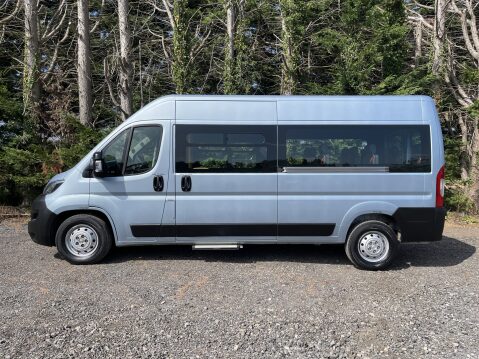 Peugeot Boxer BLUEHDI 435 L3H2 17 SEAT NON D1 MINIBUS with AC, REAR CAM Sat Nav Sensors. 24