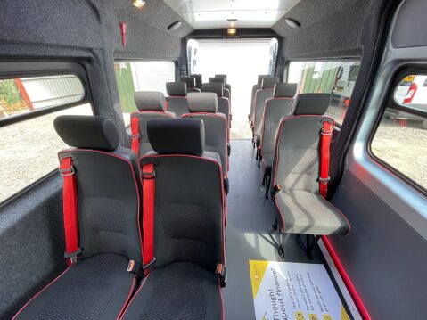 Peugeot Boxer BLUEHDI 435 L3H2 17 SEAT NON D1 MINIBUS with AC, REAR CAM Sat Nav Sensors. 41
