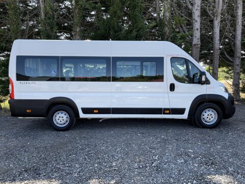 Citroen Relay 40 L4H2 BLUEHDI L4H2 17 SEAT LIGHTWEIGHT NON-D1 MINIBUS WITH AC RAMP SENSOR 14