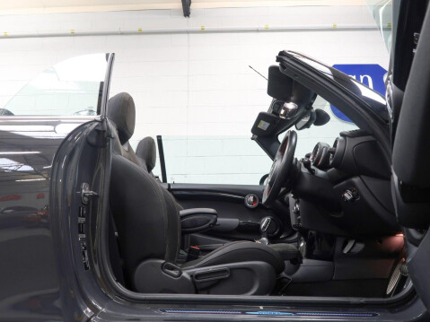 Mini Convertible 2.0 Cooper S Sport Steptronic Euro 6 (s/s) 2dr 16