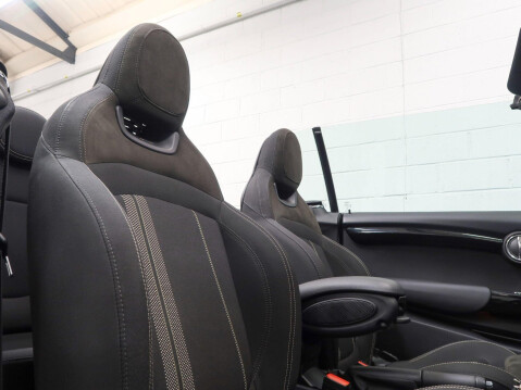 Mini Convertible 2.0 Cooper S Sport Steptronic Euro 6 (s/s) 2dr 18