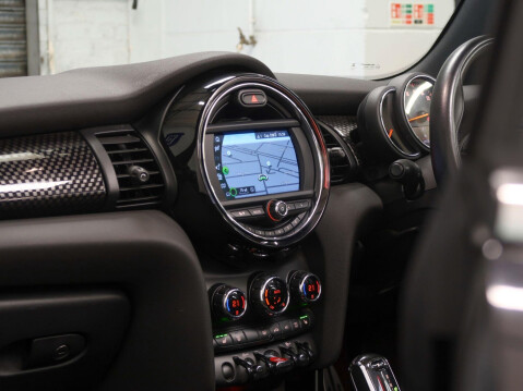 Mini Convertible 2.0 Cooper S Sport Steptronic Euro 6 (s/s) 2dr 64