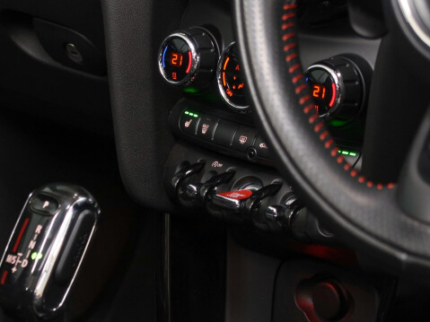 Mini Convertible 2.0 Cooper S Sport Steptronic Euro 6 (s/s) 2dr 27