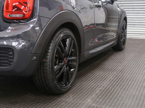 Mini Convertible 2.0 Cooper S Sport Steptronic Euro 6 (s/s) 2dr 75