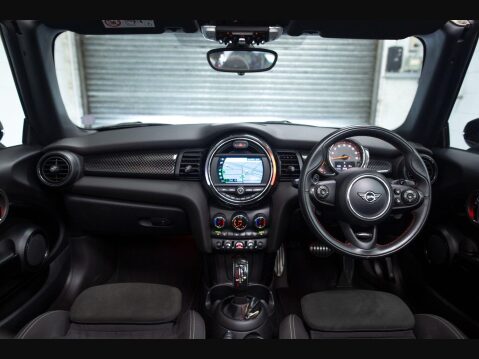 Mini Convertible 2.0 Cooper S Sport Steptronic Euro 6 (s/s) 2dr 2