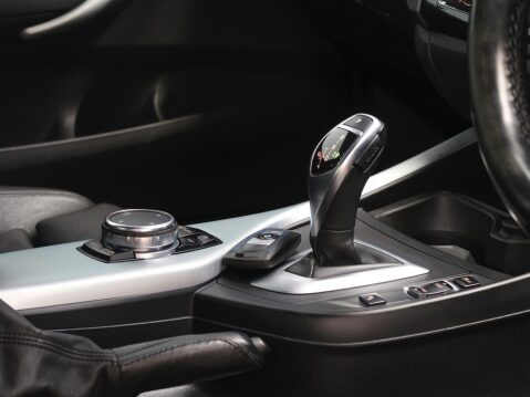 BMW 2 Series 2.0 220d M Sport Auto Euro 6 (s/s) 2dr 19
