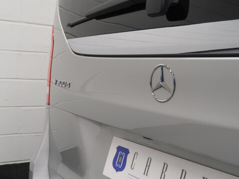 Mercedes-Benz V Class 2.0 V300d AMG Line G-Tronic+ Euro 6 (s/s) 5dr XLWB 76