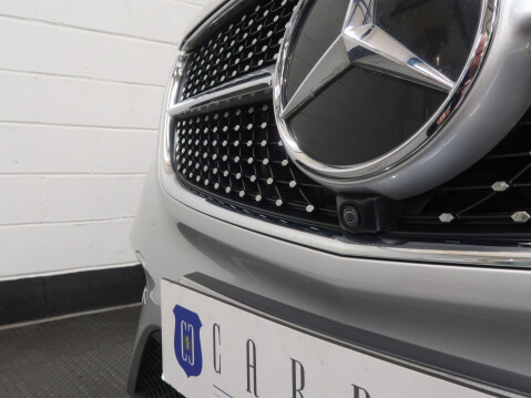 Mercedes-Benz V Class 2.0 V300d AMG Line G-Tronic+ Euro 6 (s/s) 5dr XLWB 90