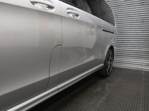 Mercedes-Benz V Class 2.0 V300d AMG Line G-Tronic+ Euro 6 (s/s) 5dr XLWB 98