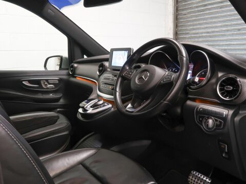 Mercedes-Benz V Class 2.0 V300d AMG Line G-Tronic+ Euro 6 (s/s) 5dr XLWB 14